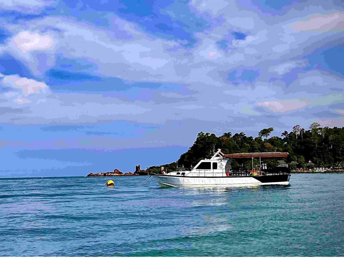 Chang Diving Boat at Mooring Klong Prao